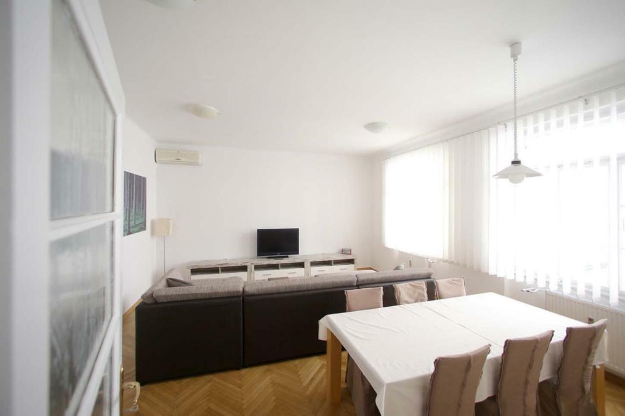 Skyscraper Apartment Tour As Любляна Екстер'єр фото